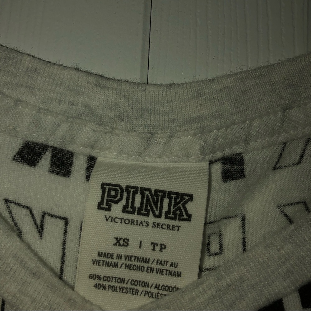 t-shirt - Picture 2 of 3